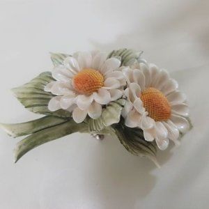 Daisy Ceramic vintage brooch Made in Italy